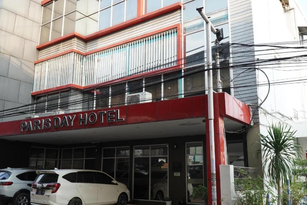 Paris Day Hotel Pamanukan Hilir Exterior photo